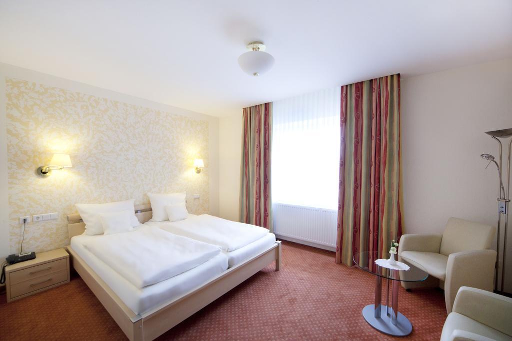 City-Hotel Friesoythe Quarto foto