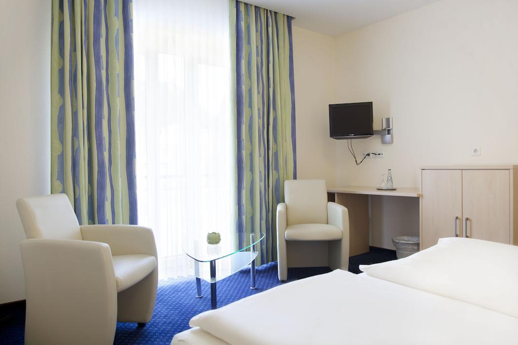 City-Hotel Friesoythe Quarto foto